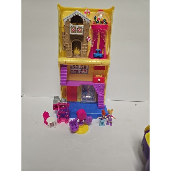 Mattel Polly Pocket Candy Shop Compact With 2 Figures 2018 - Picture 1 of 5